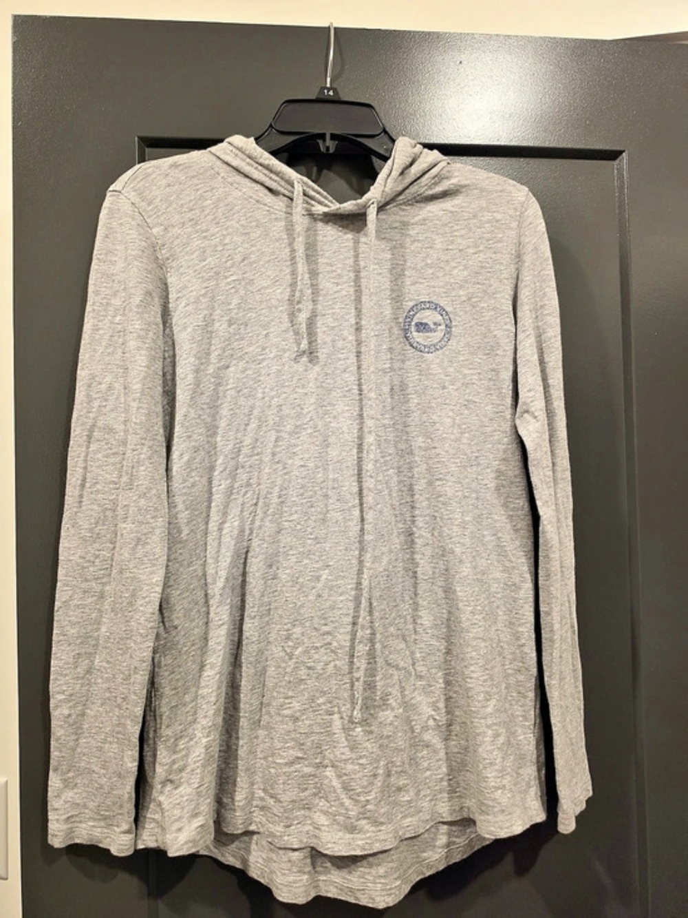 vineyard vines Long-Sleeve Whale Hoodie Tee Gray Size Small